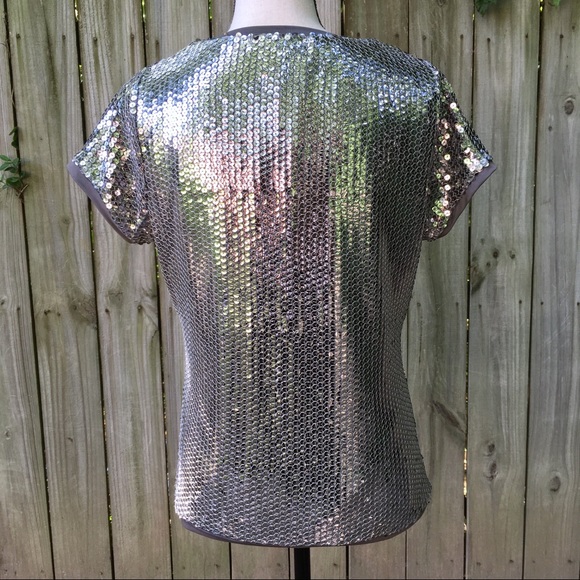 August Silk · Silver Sequin Short Sleeve Top Sz L - Picture 2 of 8